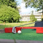 Kolejarz Semesteranläggning (resort) *